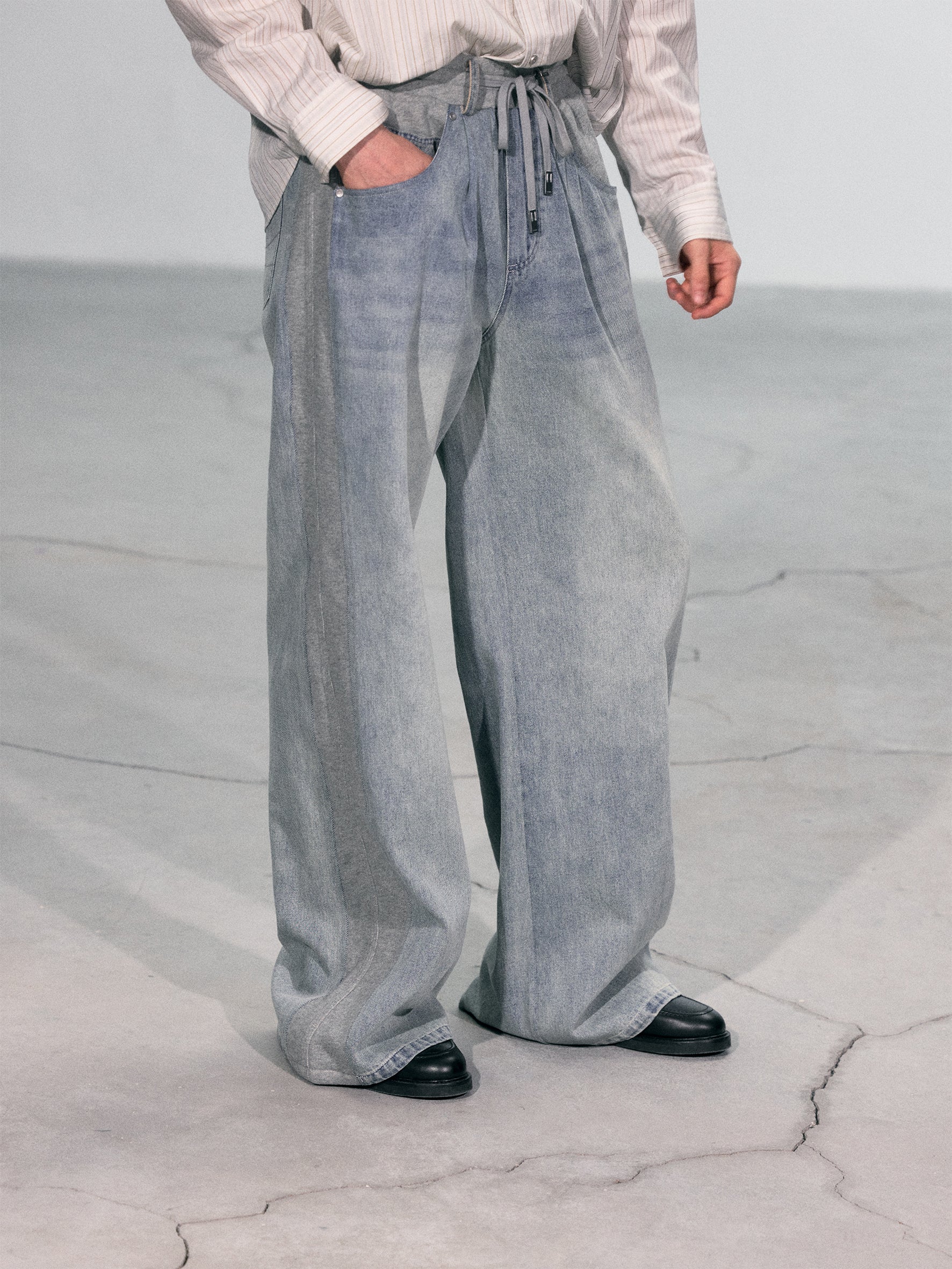 010 - Paneled Sweat Jeans