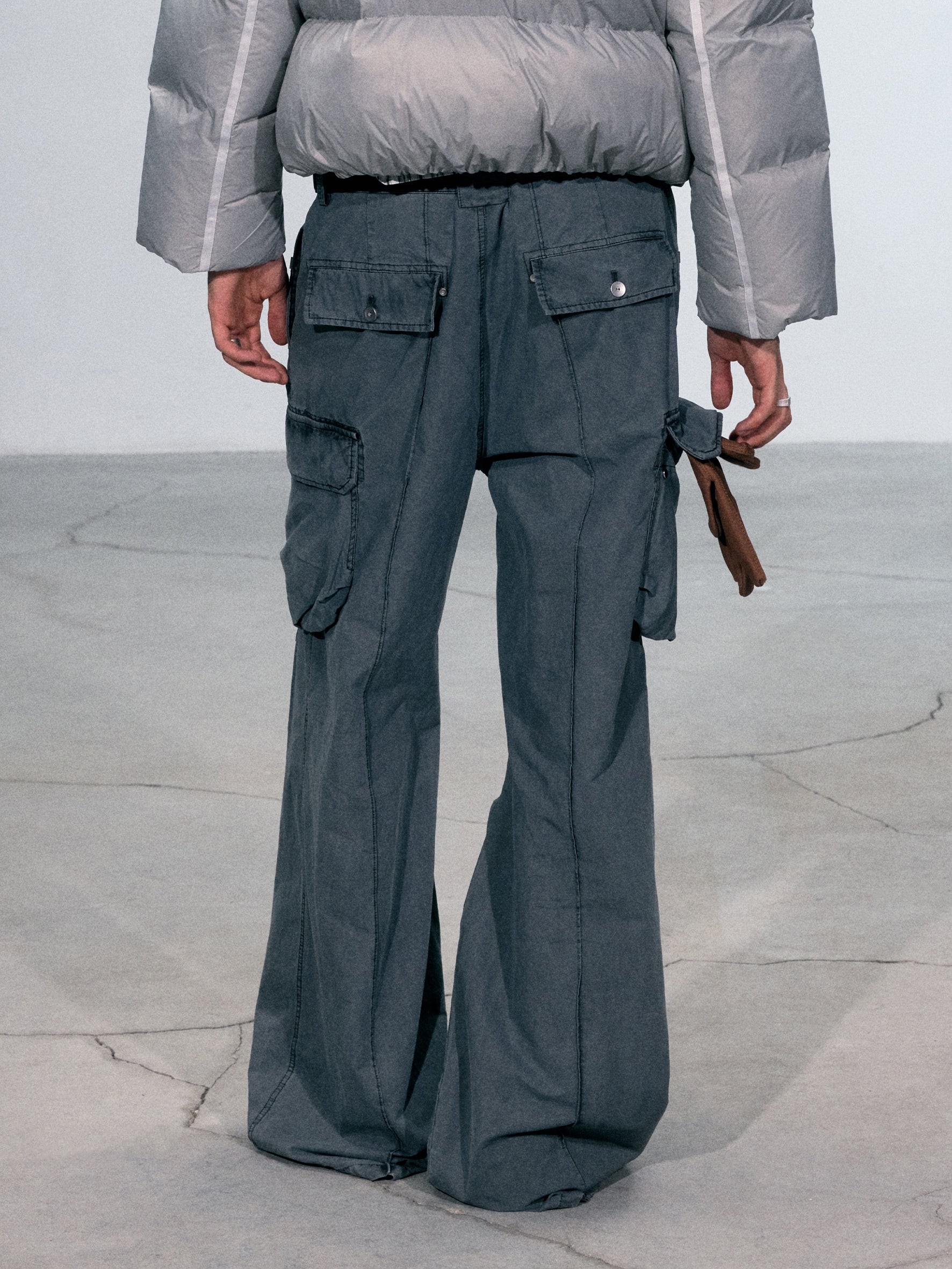 010 - Weathering Volume Chinos