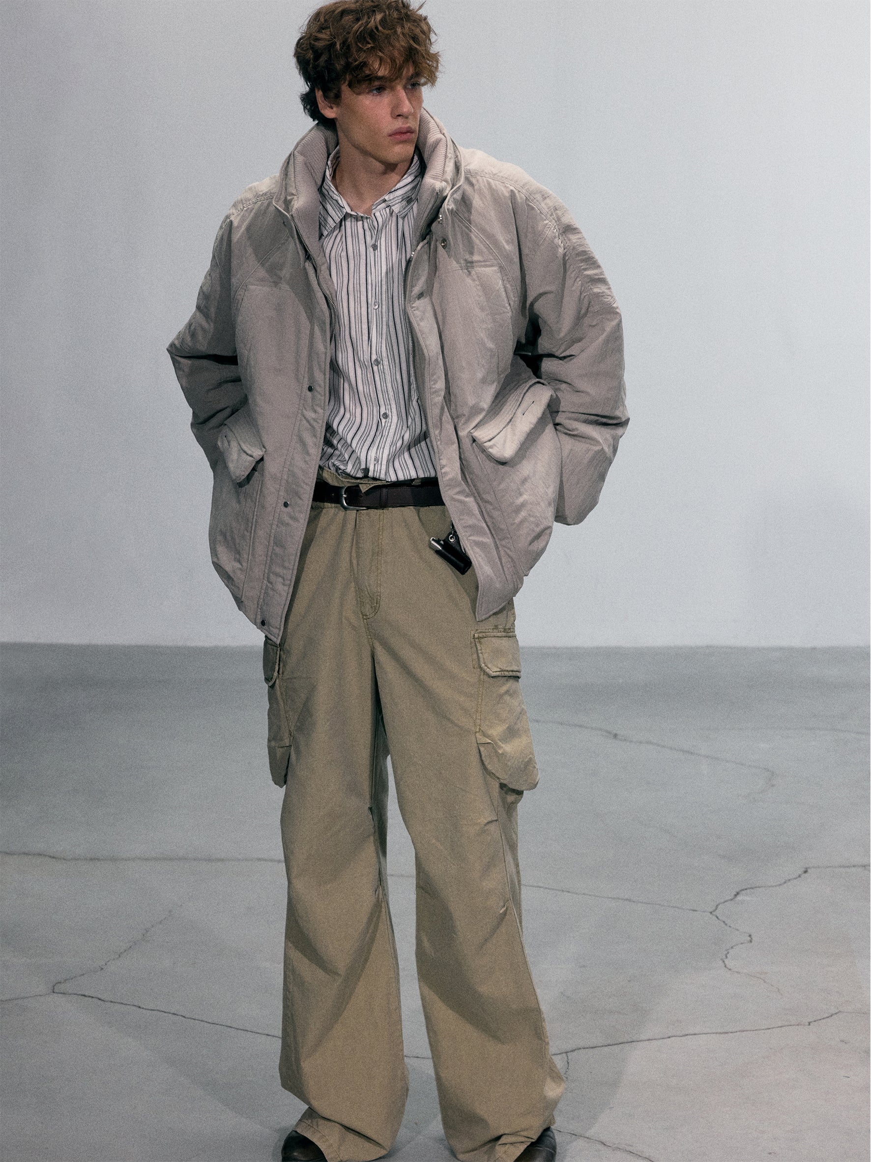 010 - Weathering Volume Chinos