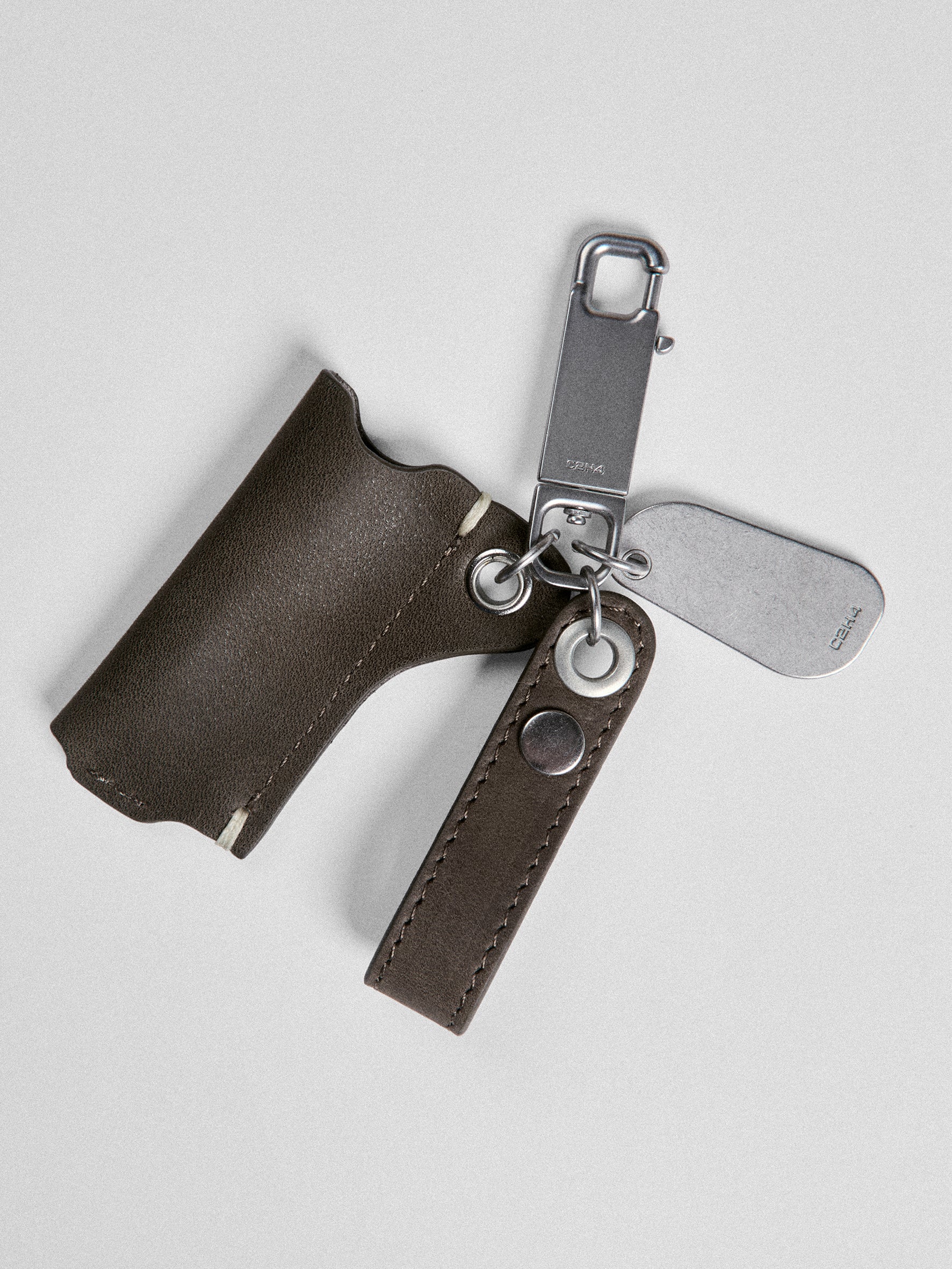 011 - Balcony Keychain Lighter Holder