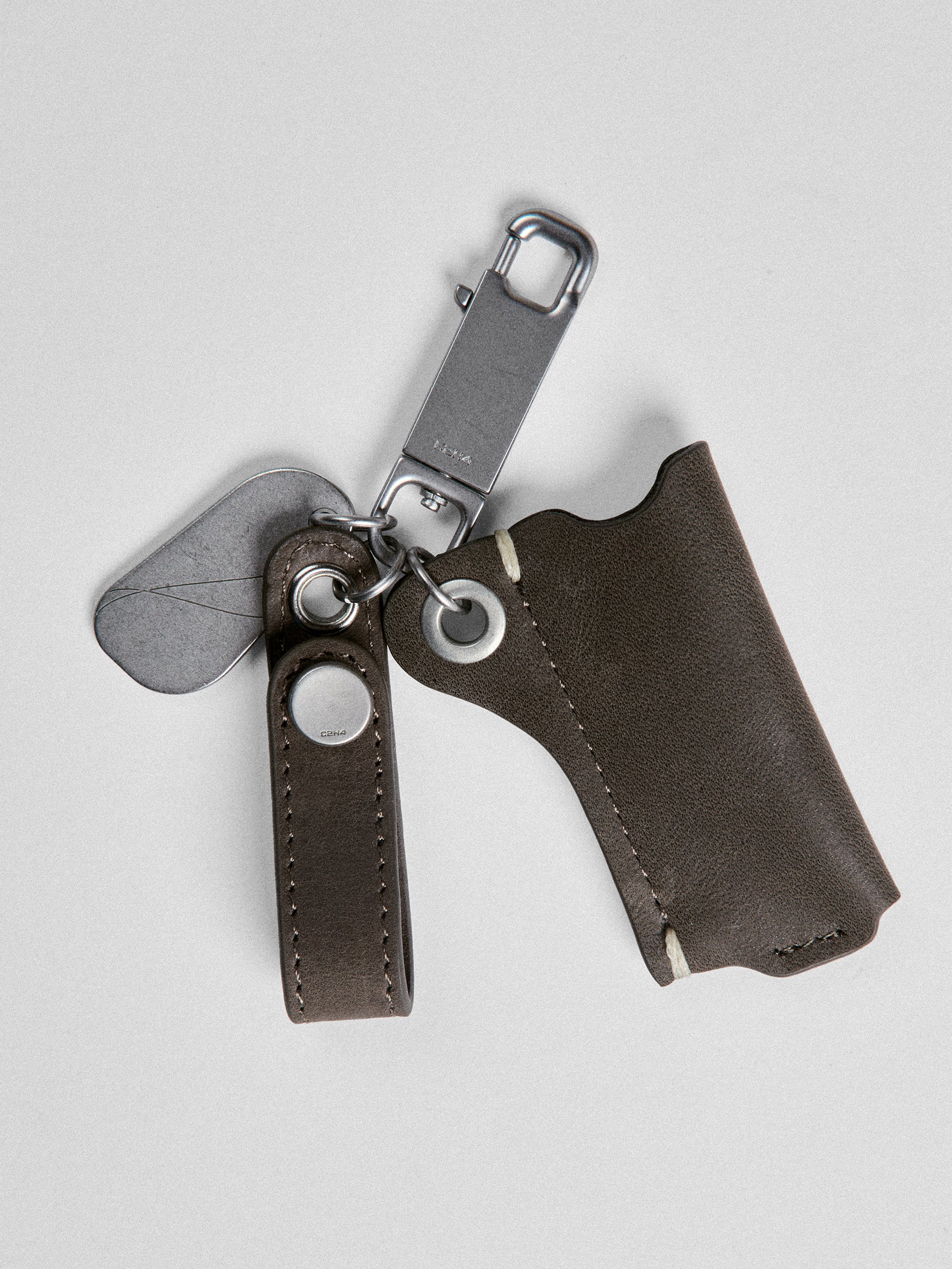 011 - Balcony Keychain Lighter Holder
