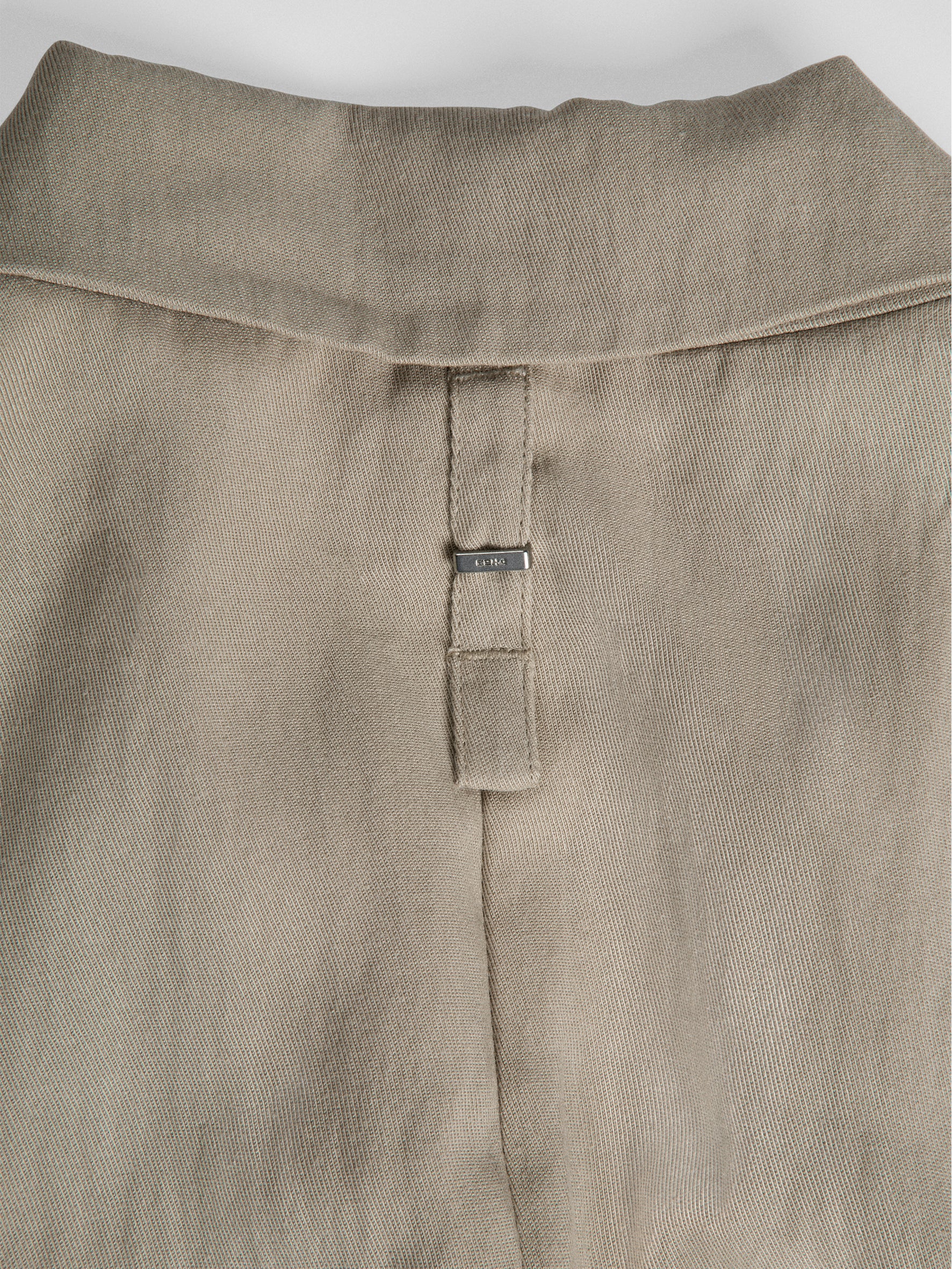 011 - Brentwood Alley Blazer