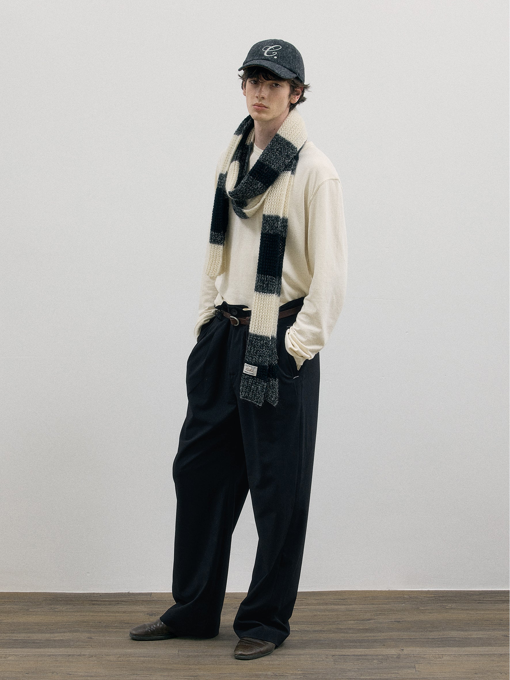 011 - Vrille Tailored Pants