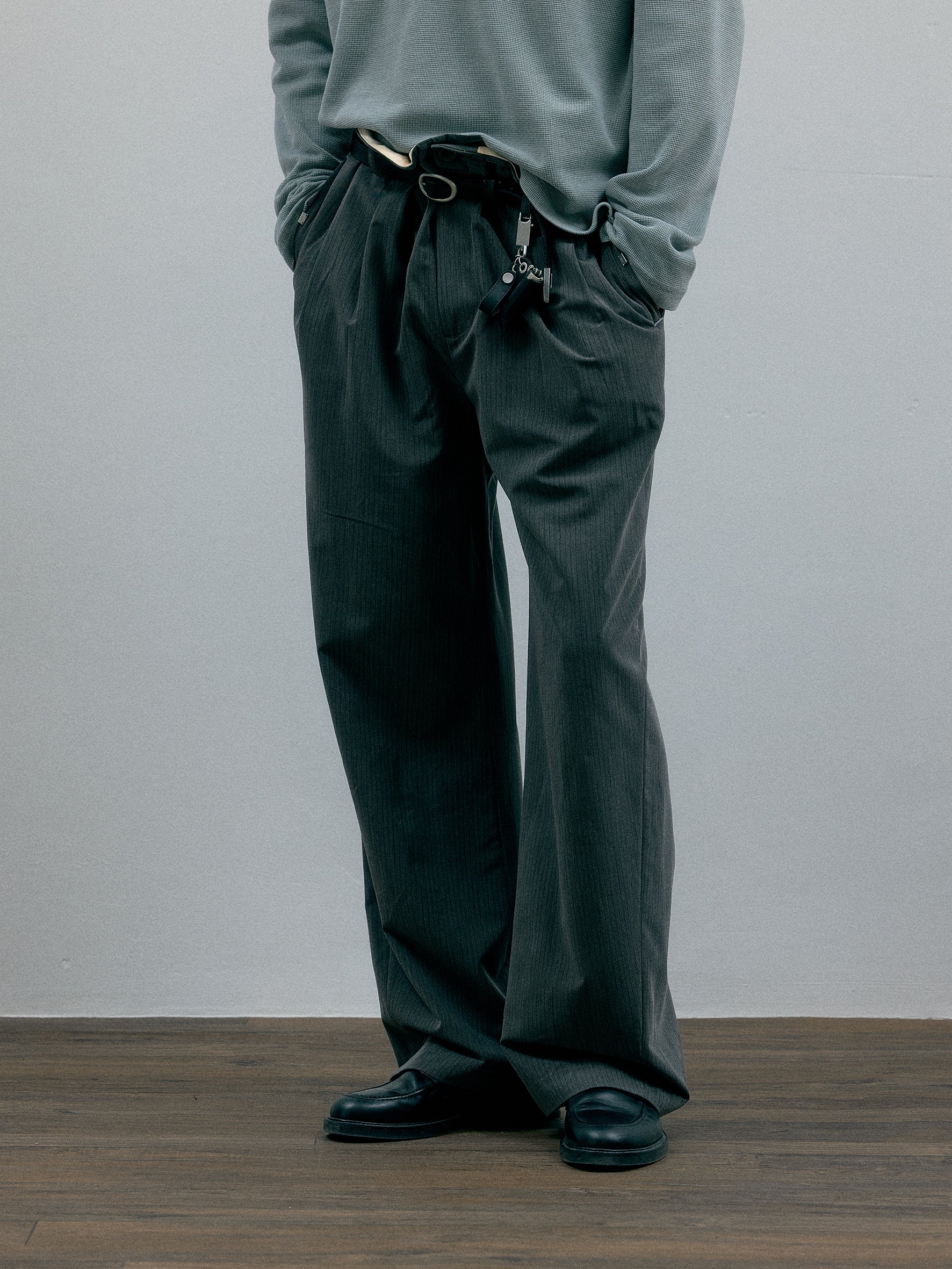 011 - Vrille Tailored Pants