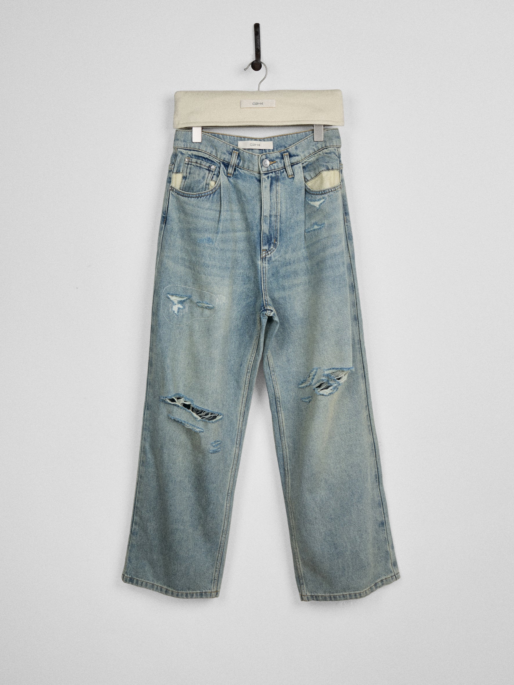 011 - Ennis Del Mar Denim Jeans