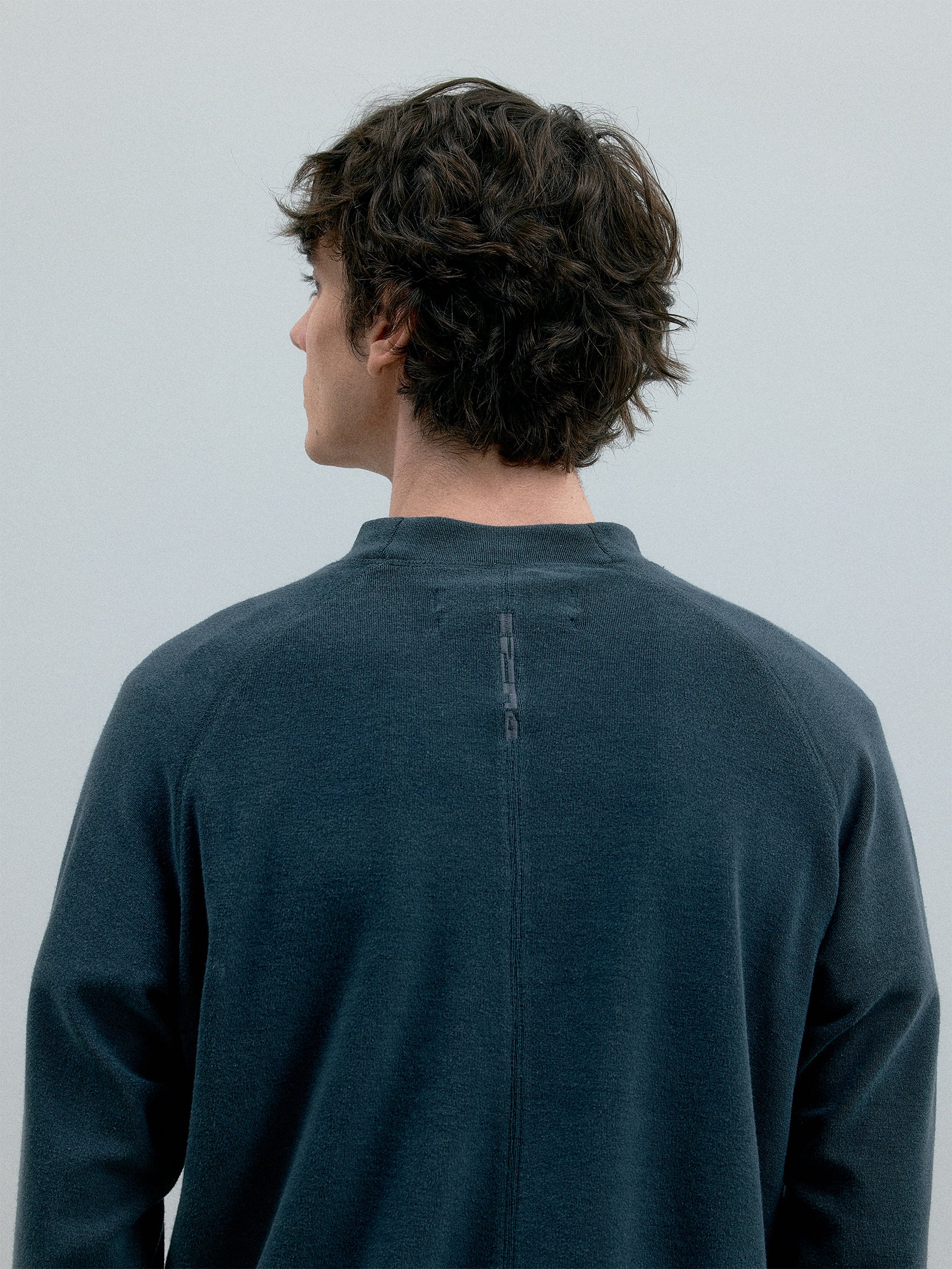011 - Architect Loose Long-Sleeves