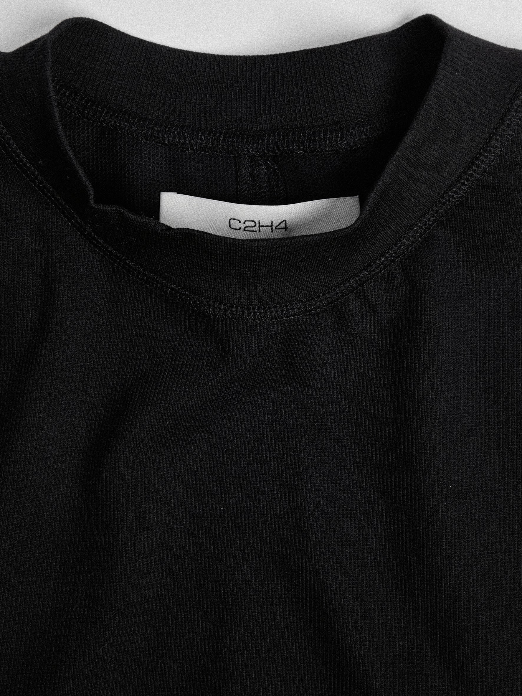 011 - Writer's Turtleneck Short-Sleeves