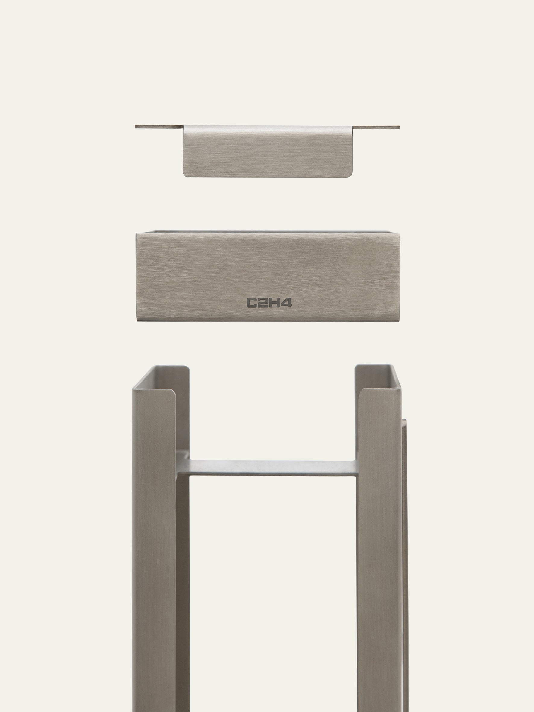 006 - AT-2 Floor Ashtray