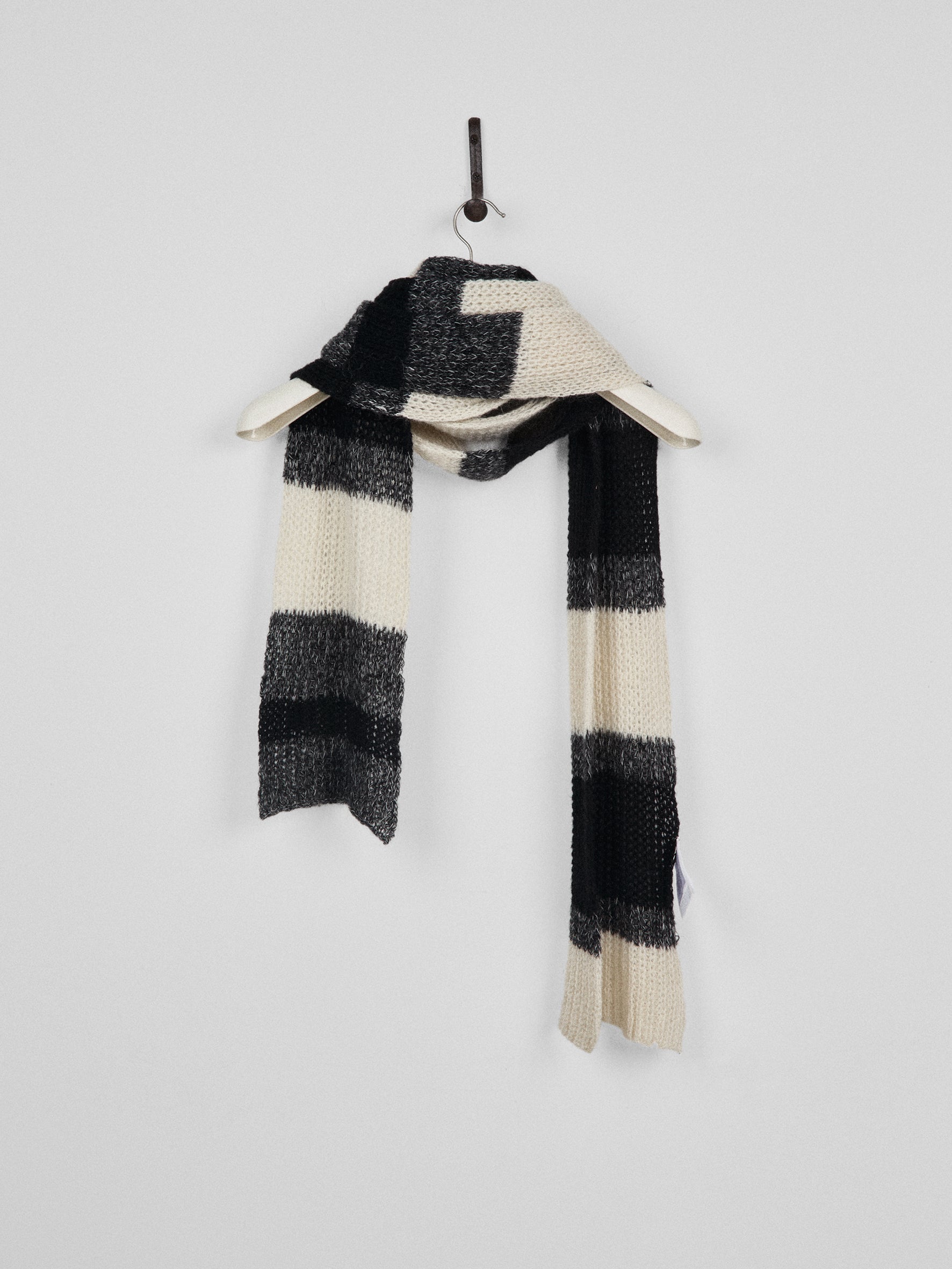 011 - Mohair Stereo Scarf