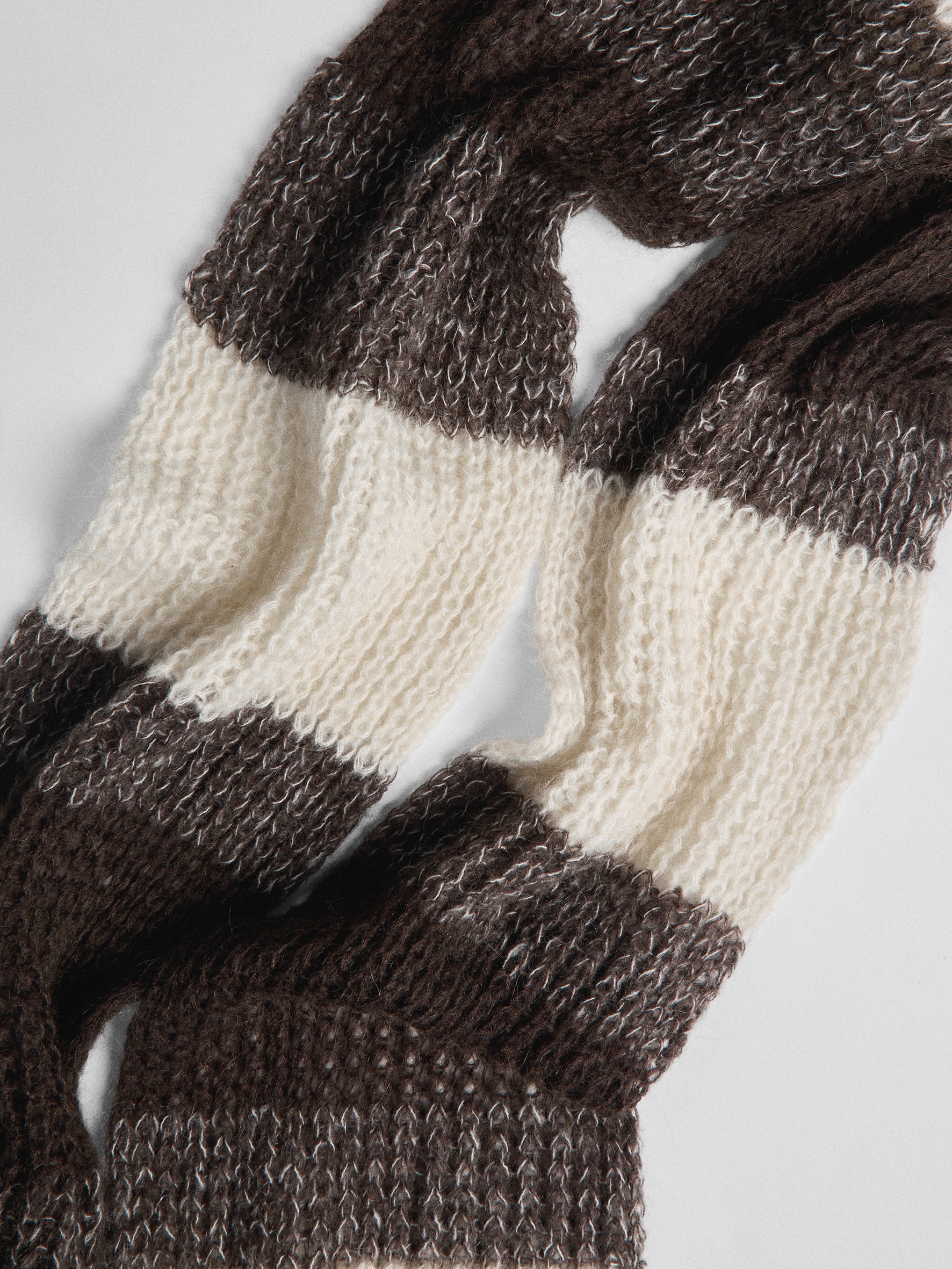 011 - Mohair Stereo Scarf