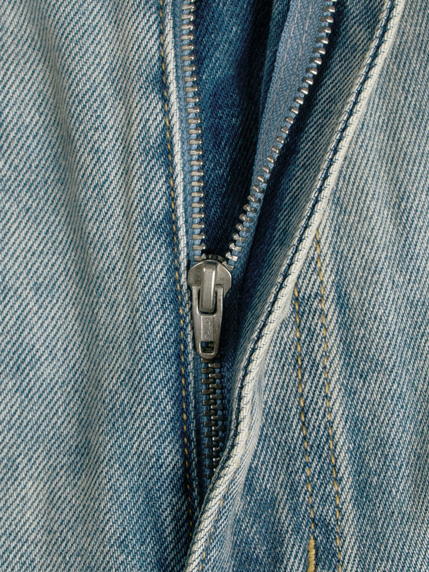 011 - Ennis Del Mar Denim Jeans