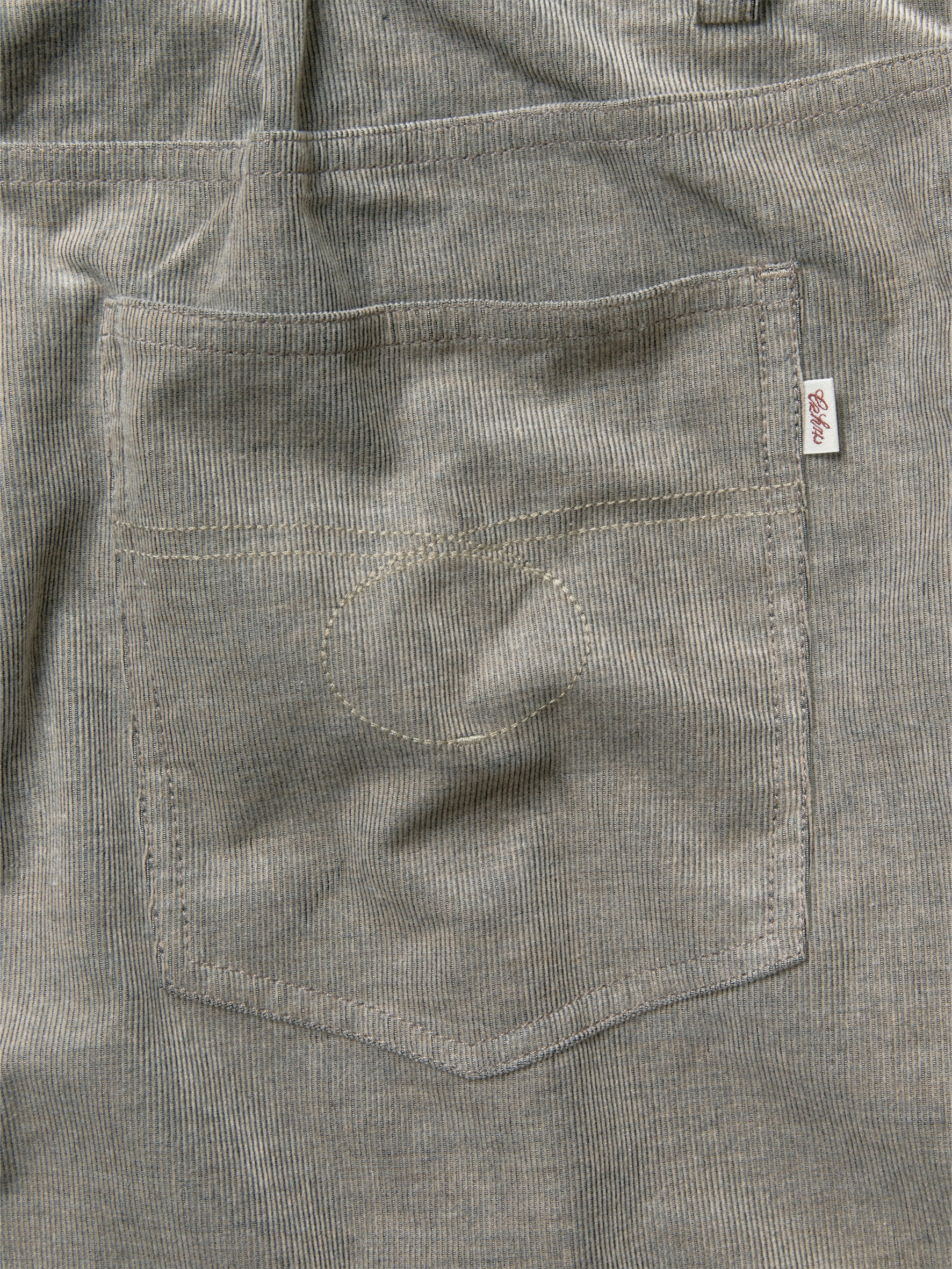 012 - North Hollywood Relaxed Mid-Length Shorts