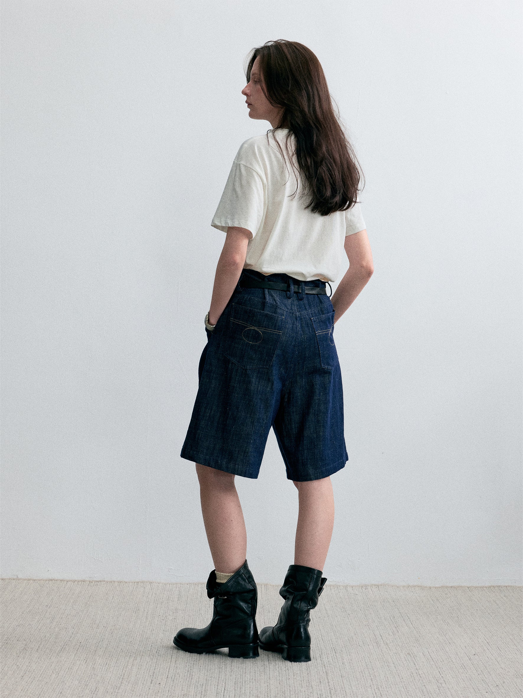 012 - North Hollywood Relaxed Mid-Length Shorts