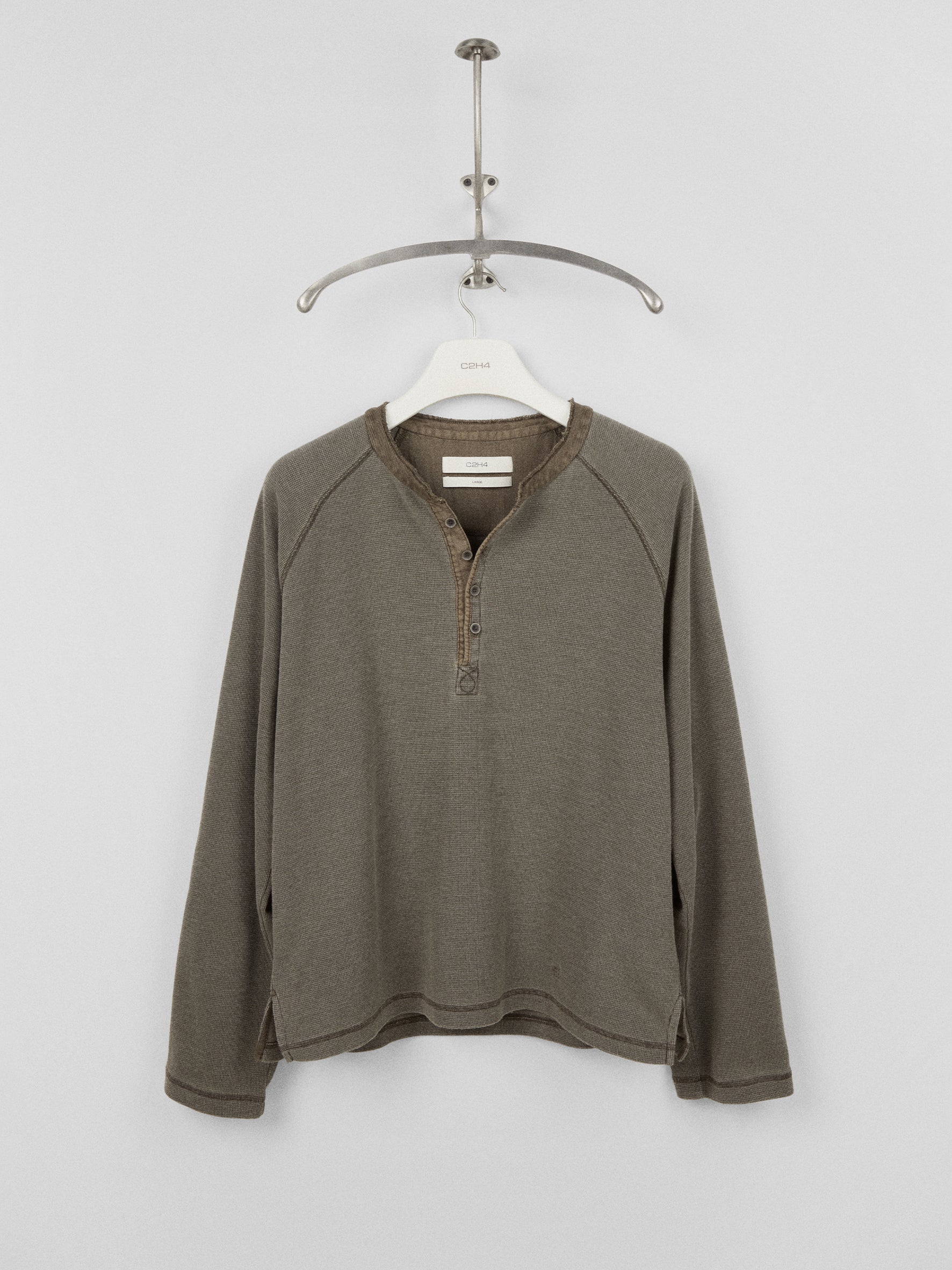 012 - Moccasin Memory Textured Henley