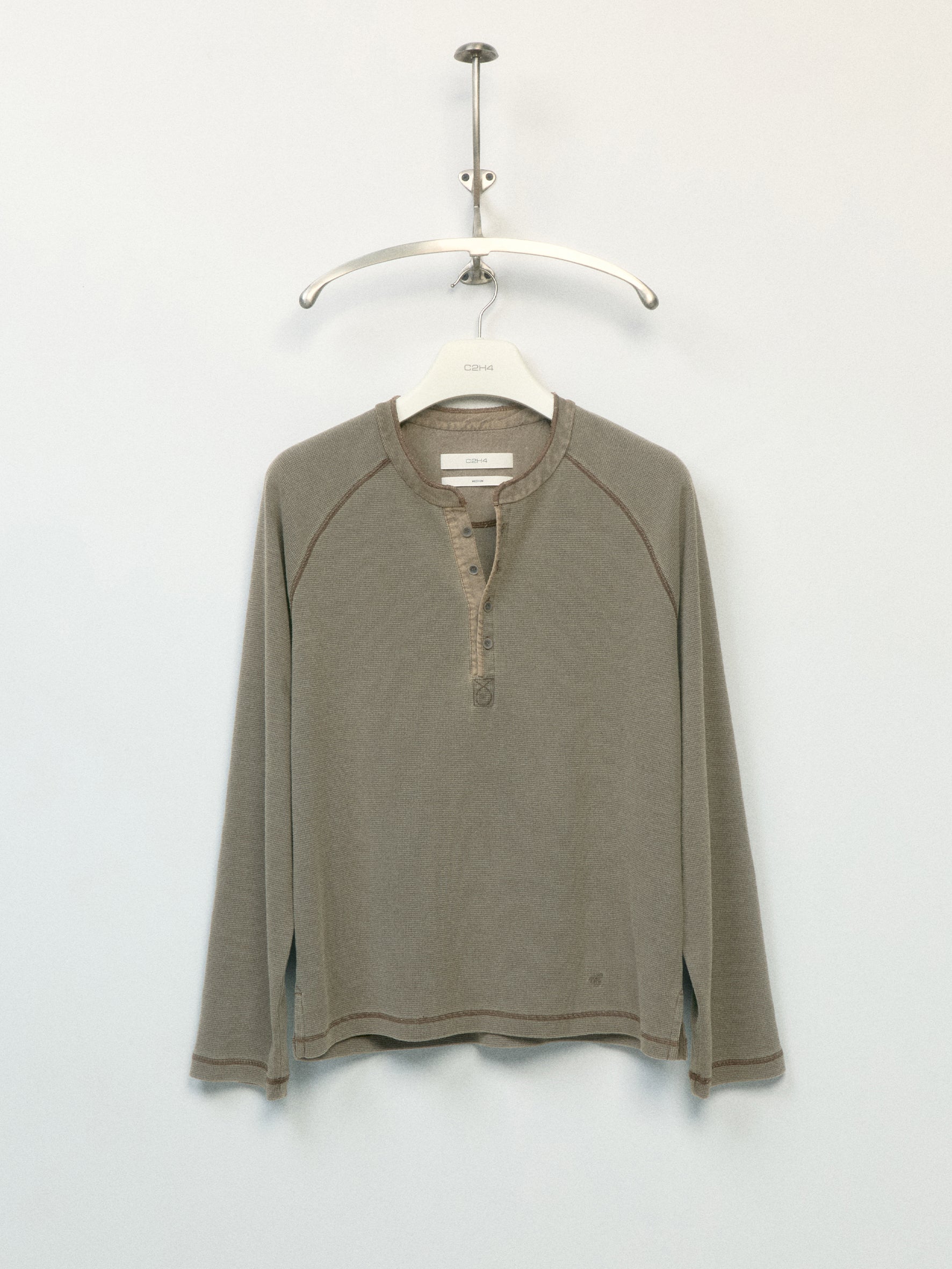 012 - Moccasin Memory Textured Henley