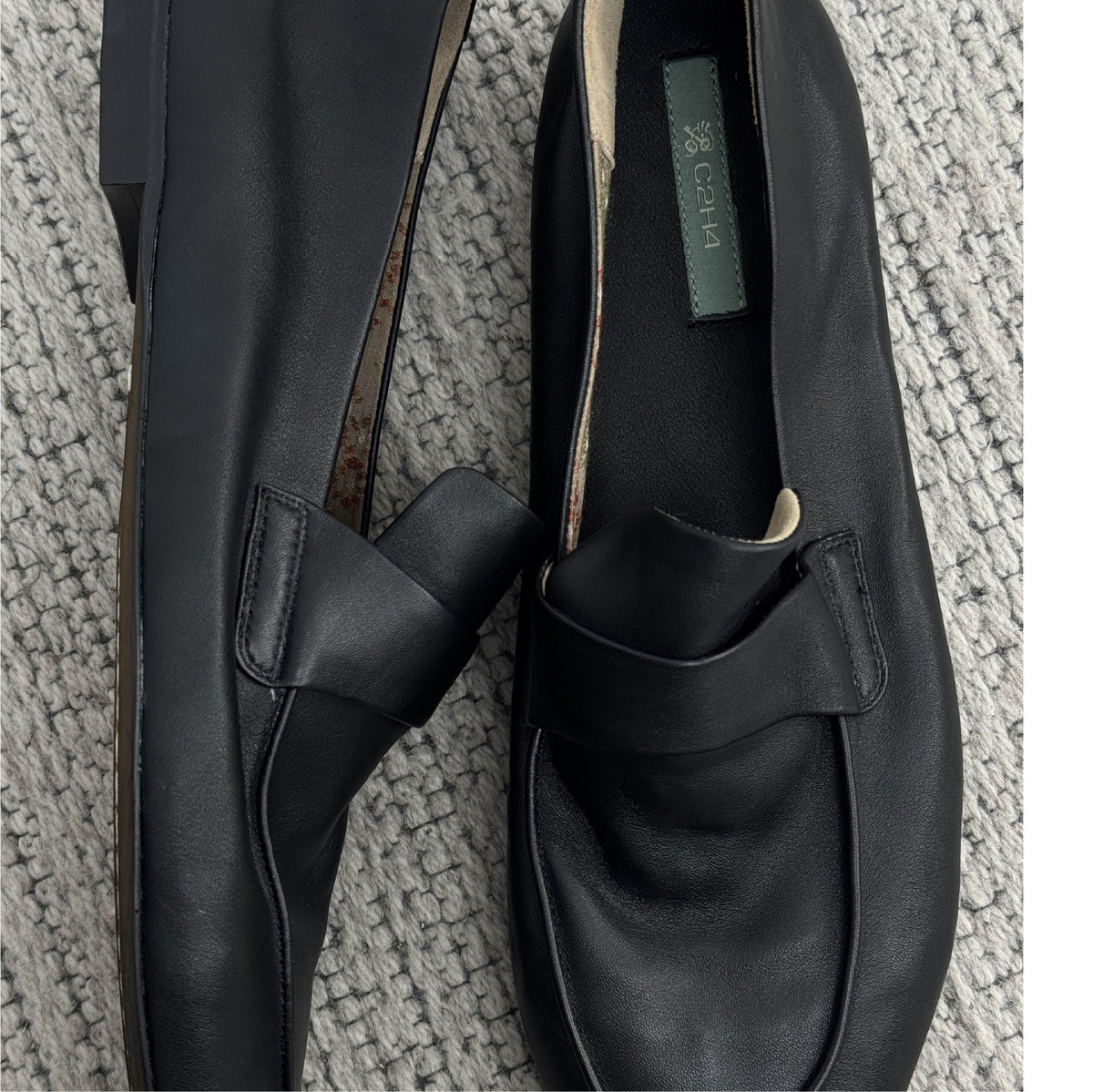 FOOTWEAR